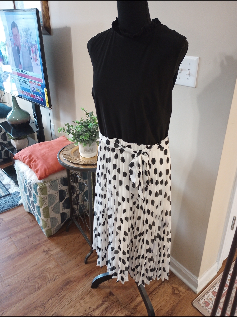 NorthStyle Black And White Polka Dot Dress